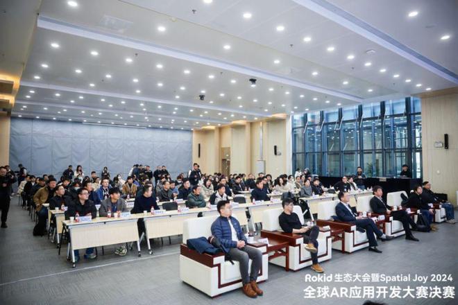 iOS19相机应用或借鉴visionOS界面；索尼前高管为PSVR2的失败道歉(图5)