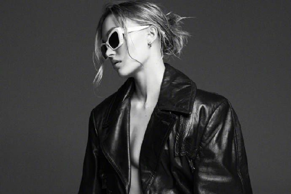 王多鱼韩婧格博雅跳舞被爆红王多鱼韩婧格CCTV引发网友热议