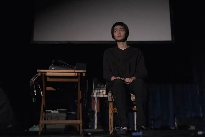 案例｜“你和我”：三年亏近百万一个高中辍学生的实验音乐乌托邦(图2)