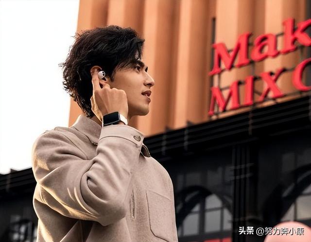 苹果还在实验室画图小米已把摄像头挂在耳朵上：“暴力进化”？(图4)